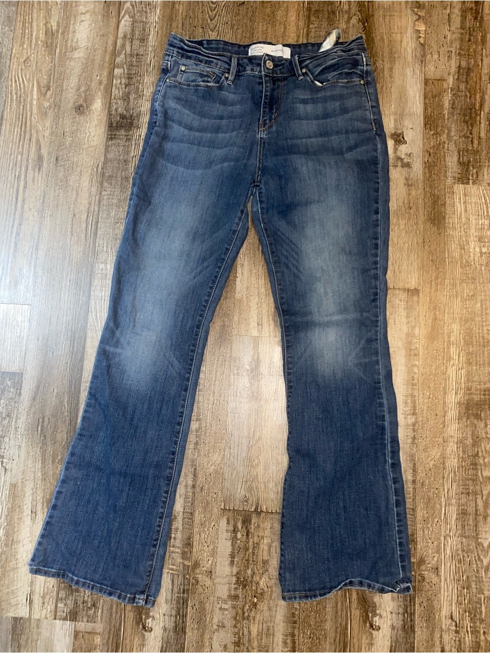 Levi’s midrise bootcut